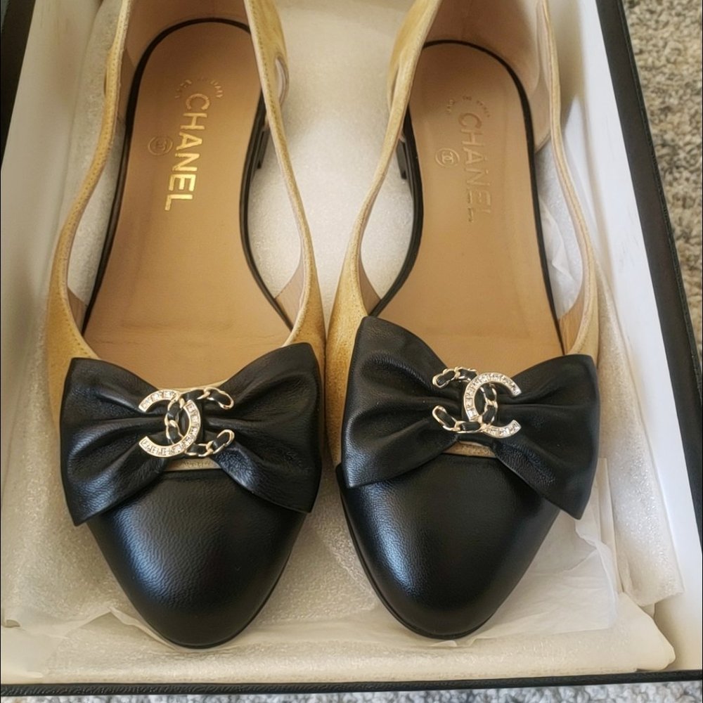 RARE Chanel CRYSTAL Leather & Suede Bow Flats size 38.5C 🎀💖😍🖤